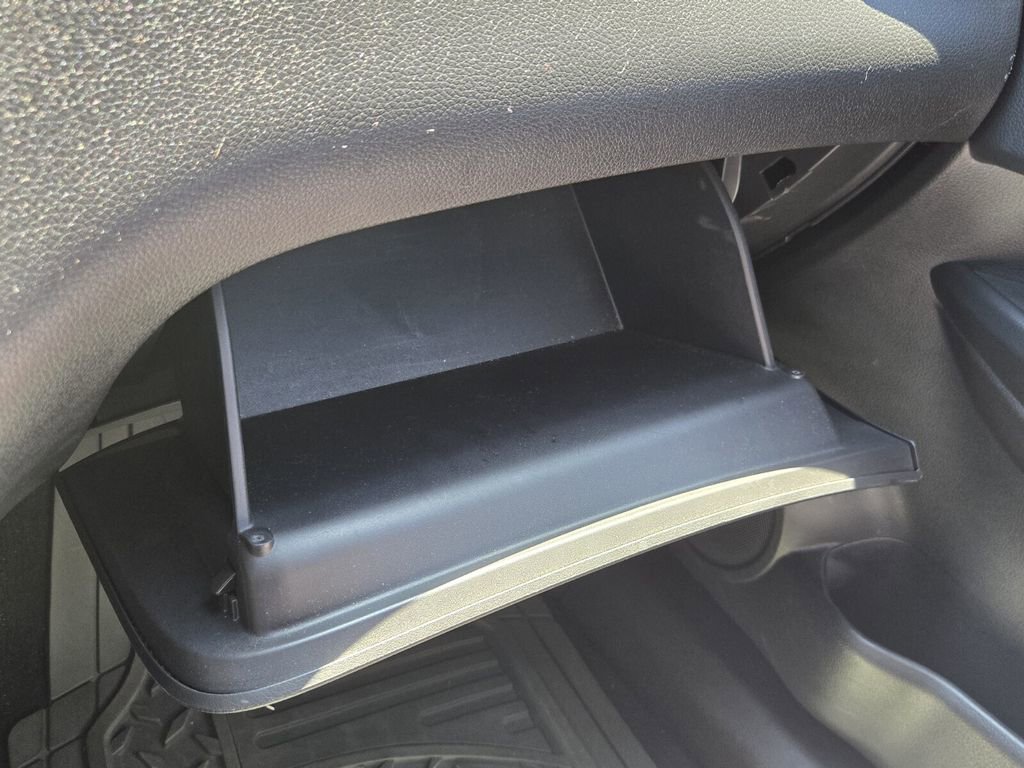Used 2020 Nissan Rogue Sport AWD image 22