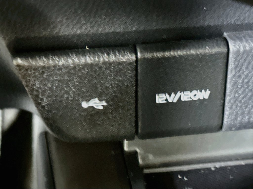 Used 2024 Toyota Camry SE FWD image 31