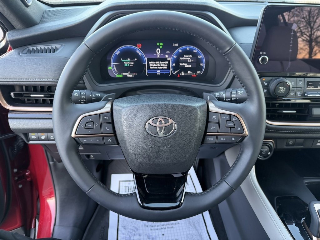 Used 2025 Toyota Grand Highlander AWD Hybrid image 19