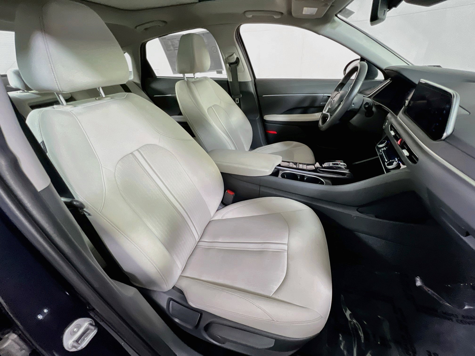 Used 2023 Hyundai Sonata SEL w/ Convenience Package FWD image 28