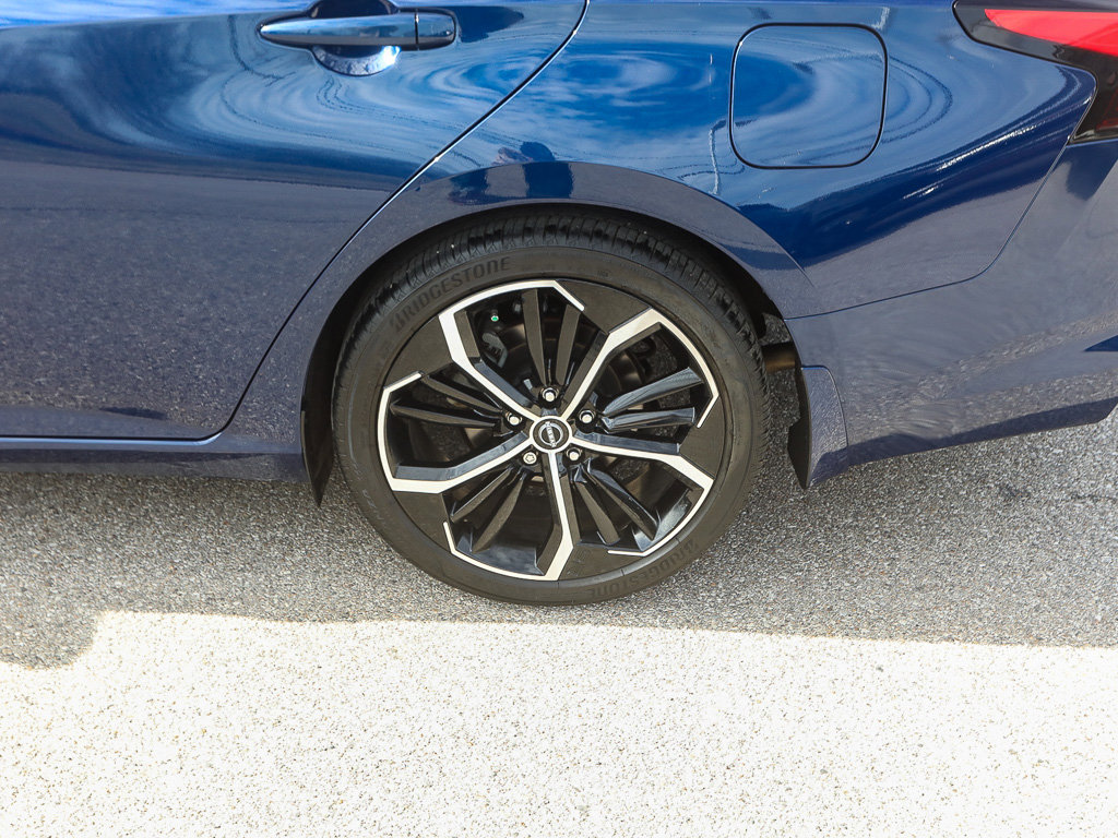 Used 2024 Nissan Altima 2.5 SR w/ SR Premium Package image 10