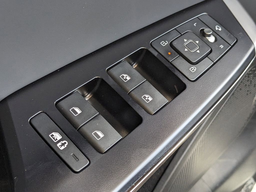 New 2025 Kia EV6 Light RWD image 30