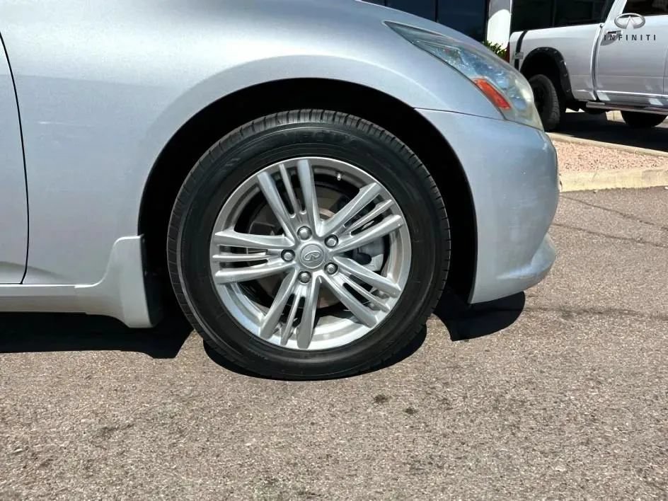 Used 2011 INFINITI G37 x Sedan w/ Premium Pkg AWD/4WD image 22