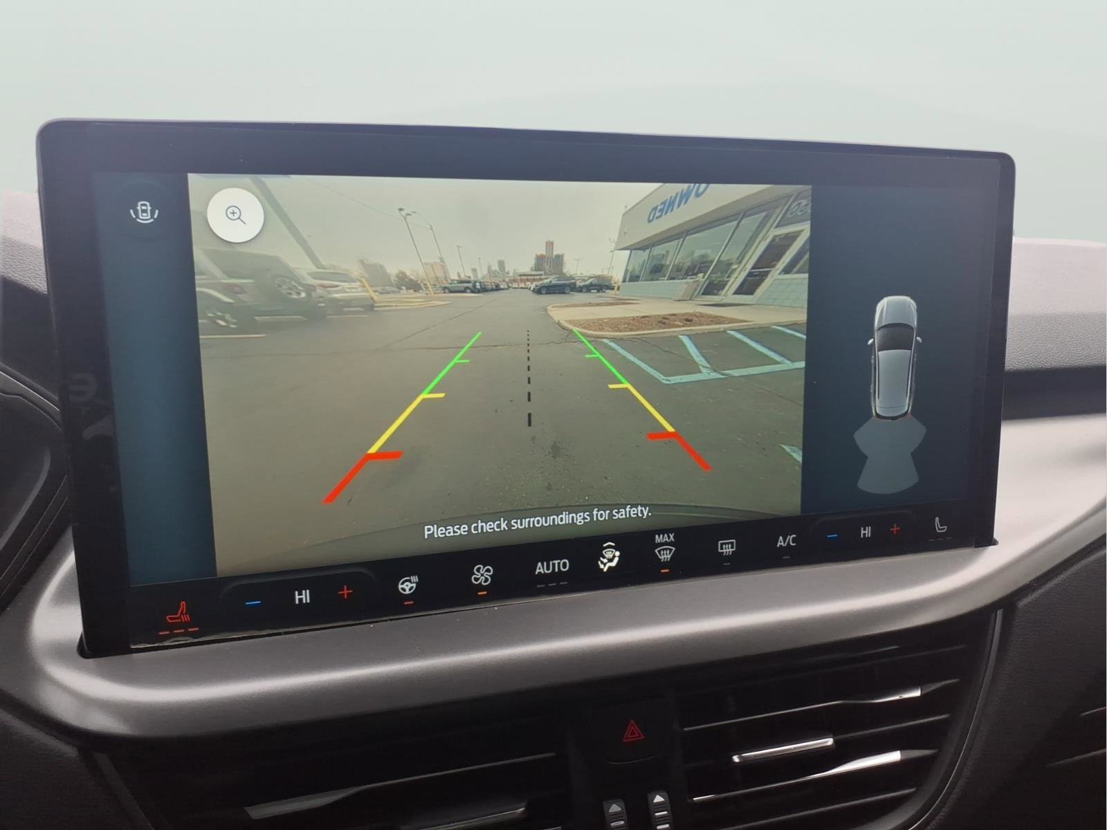 Used 2023 Ford Escape SE image 17