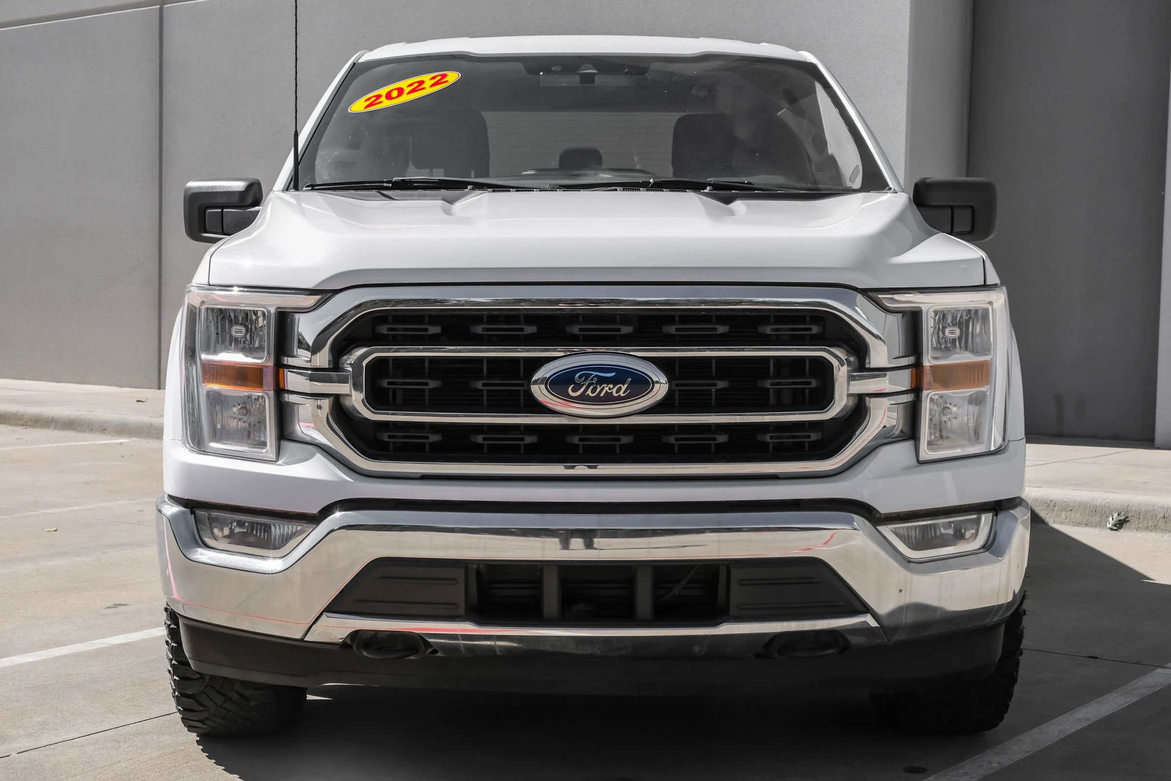 Used 2019 Ford F150 XLT w/ Equipment Group 302A Luxury image 9