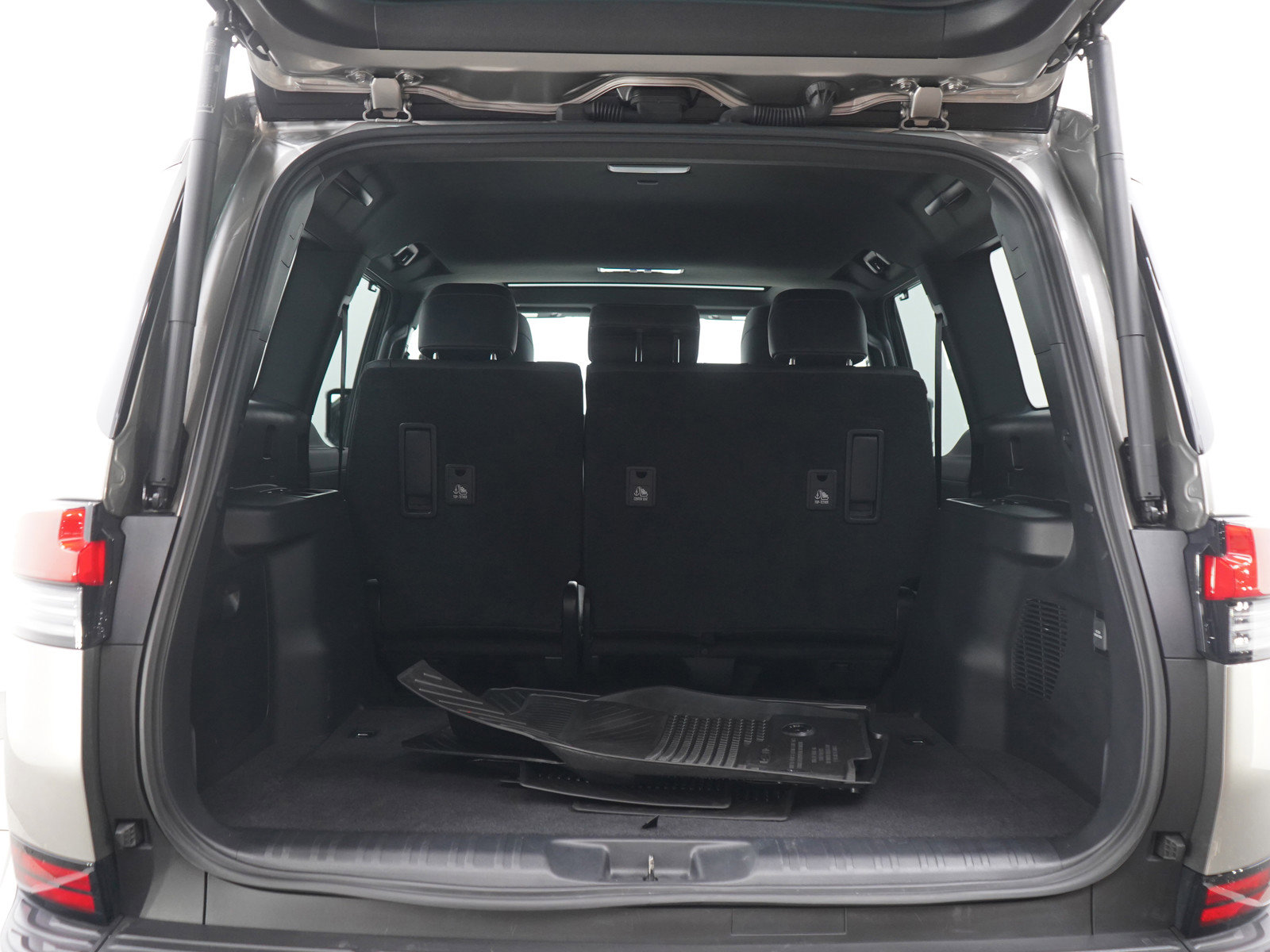 Used 2024 Lexus GX 550 image 16