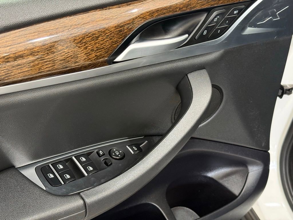 Used 2019 BMW X3 sDrive30i w/ Convenience Package image 17