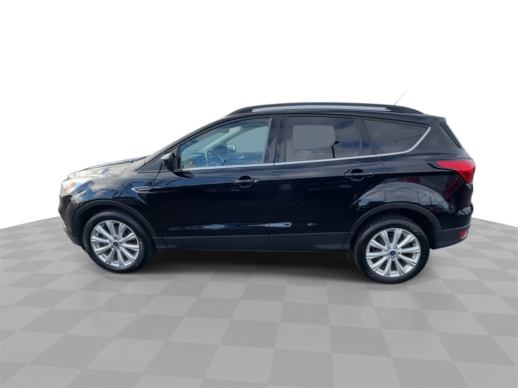 Used 2019 Ford Escape SEL image 5
