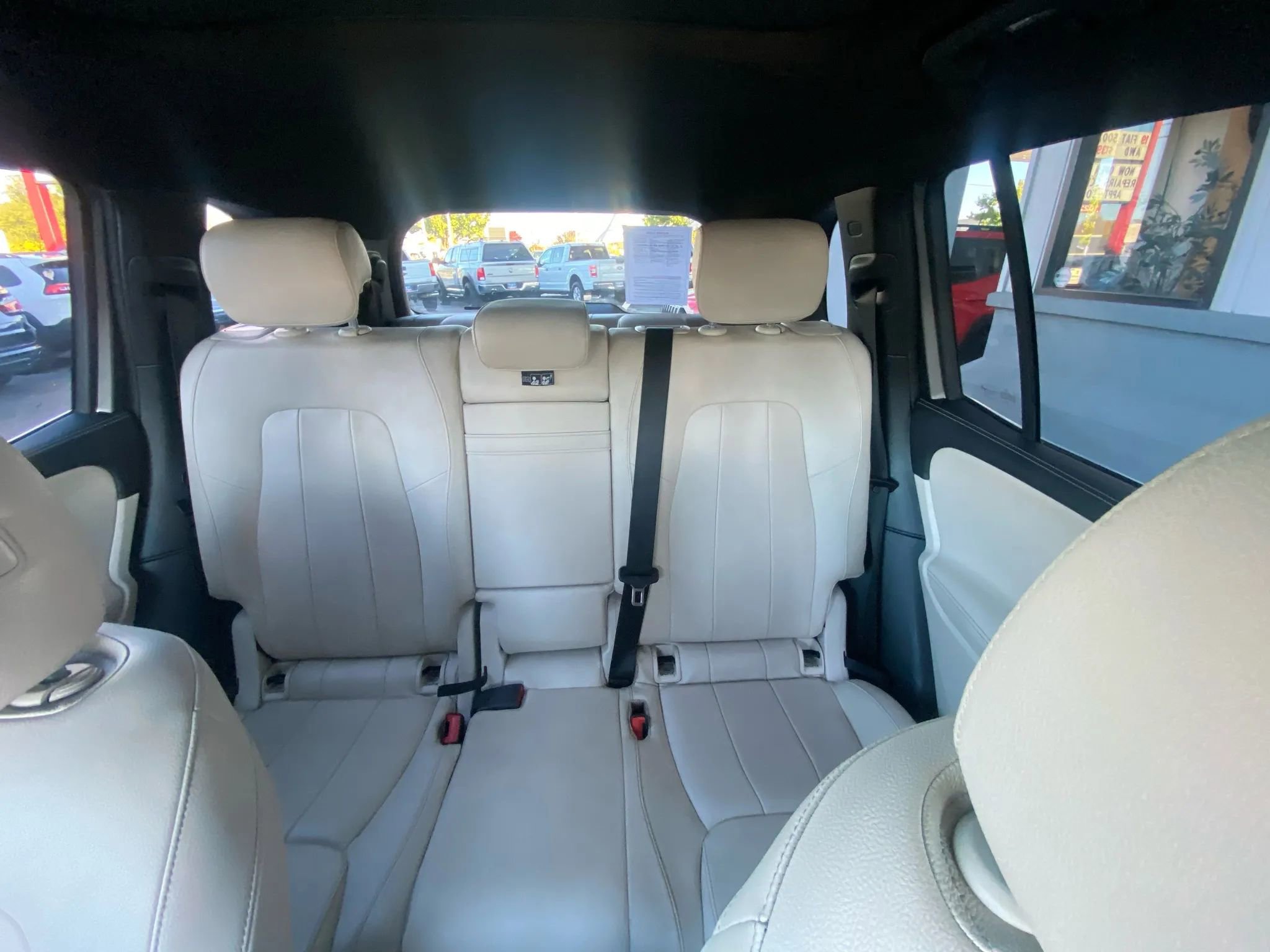 Used 2021 Mercedes-Benz GLB 250 4MATIC image 18