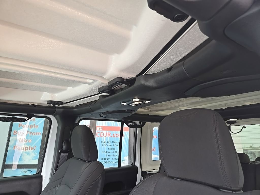 Used 2023 Jeep Wrangler Unlimited image 43