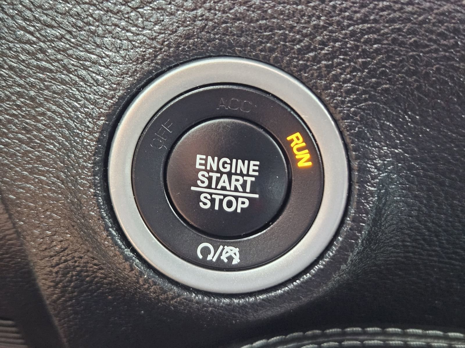 Used 2018 Dodge Challenger R/T RWD image 22