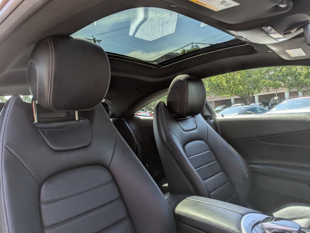 Used 2020 Mercedes-Benz C 300 4MATIC Coupe image 35