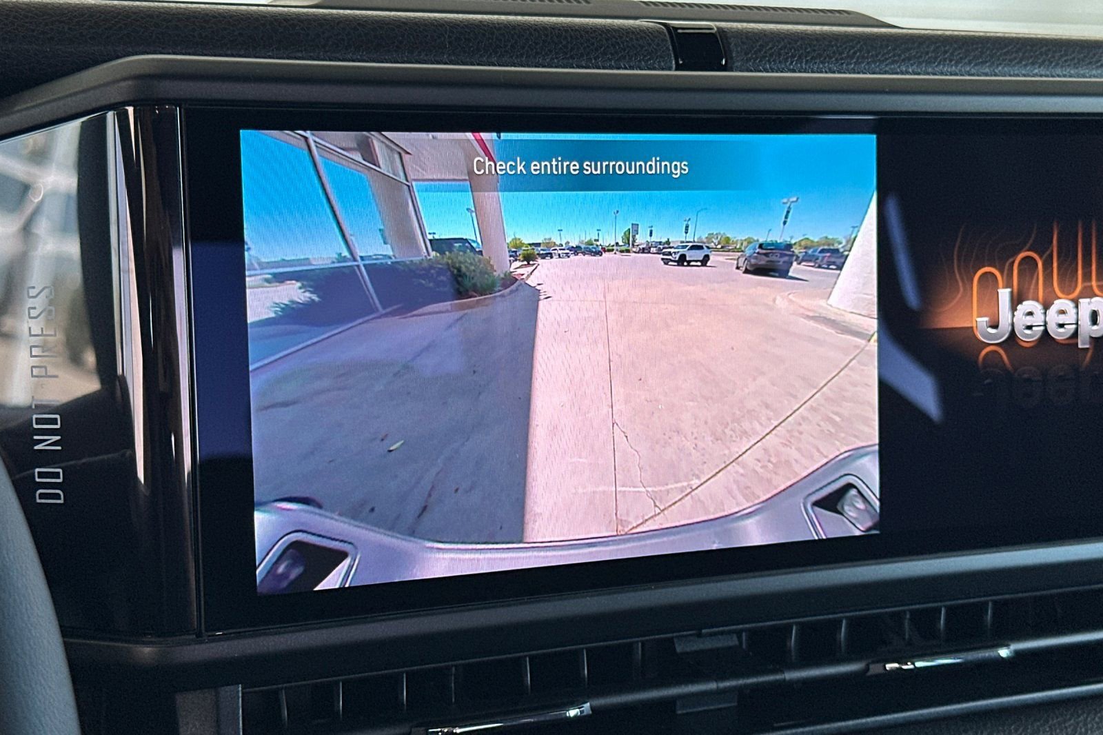 New 2026 Jeep Gladiator Sport AWD/4WD image 19