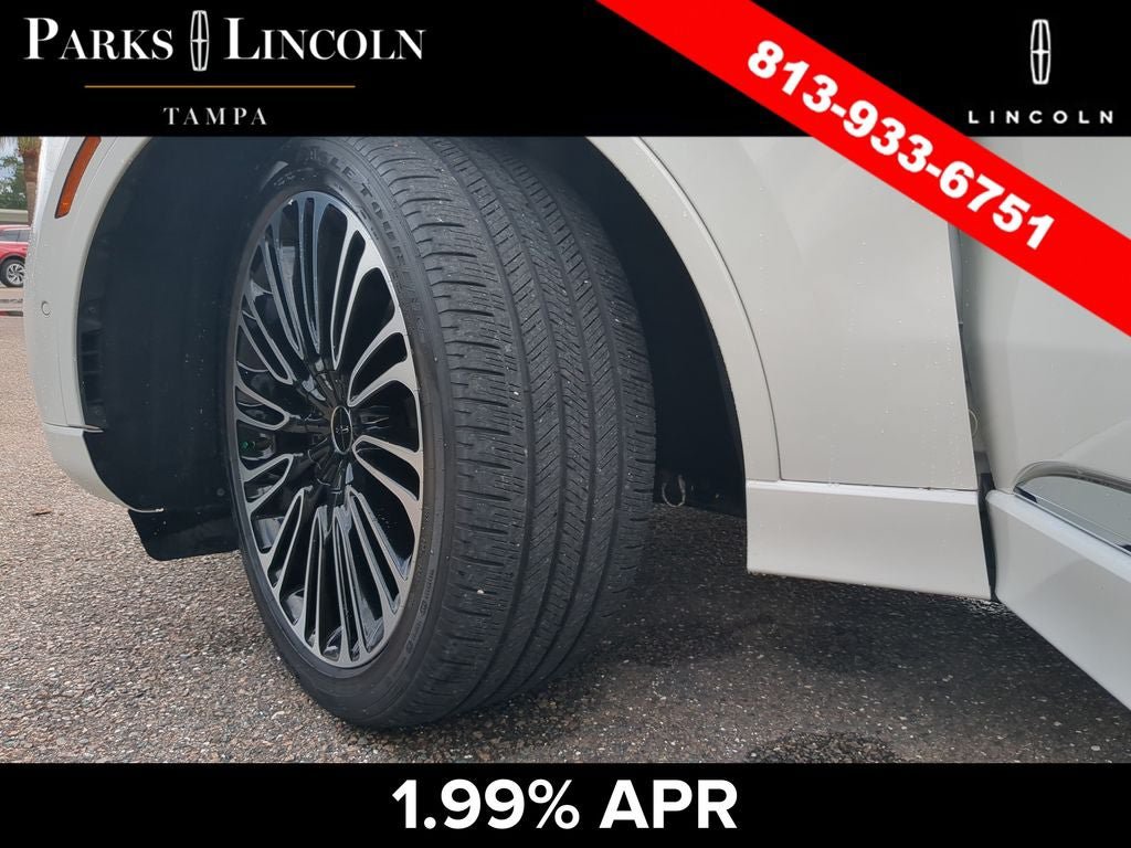 Certified 2024 Lincoln Aviator Black Label w/ Dynamic Handling Package AWD/4WD image 37