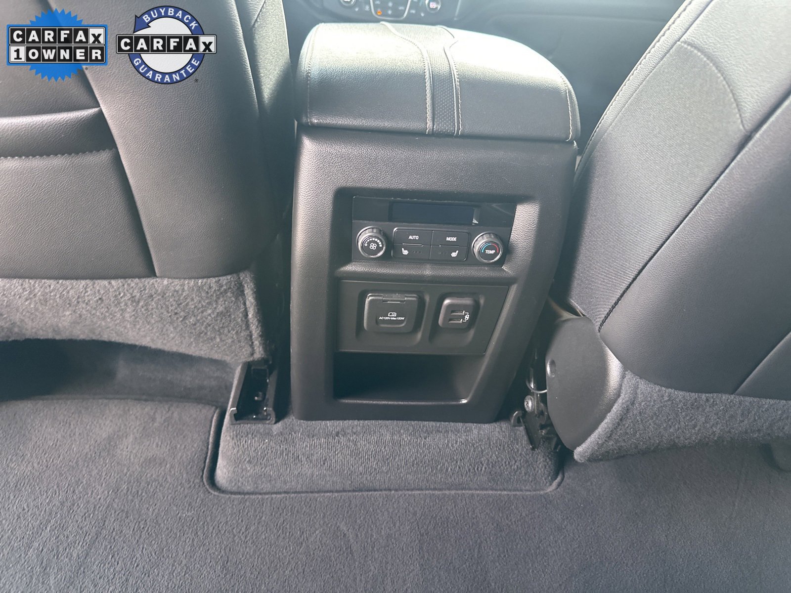 Used 2023 Chevrolet Traverse Premier image 4