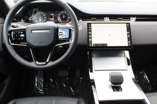 Used 2025 Land Rover Range Rover Evoque S image 4