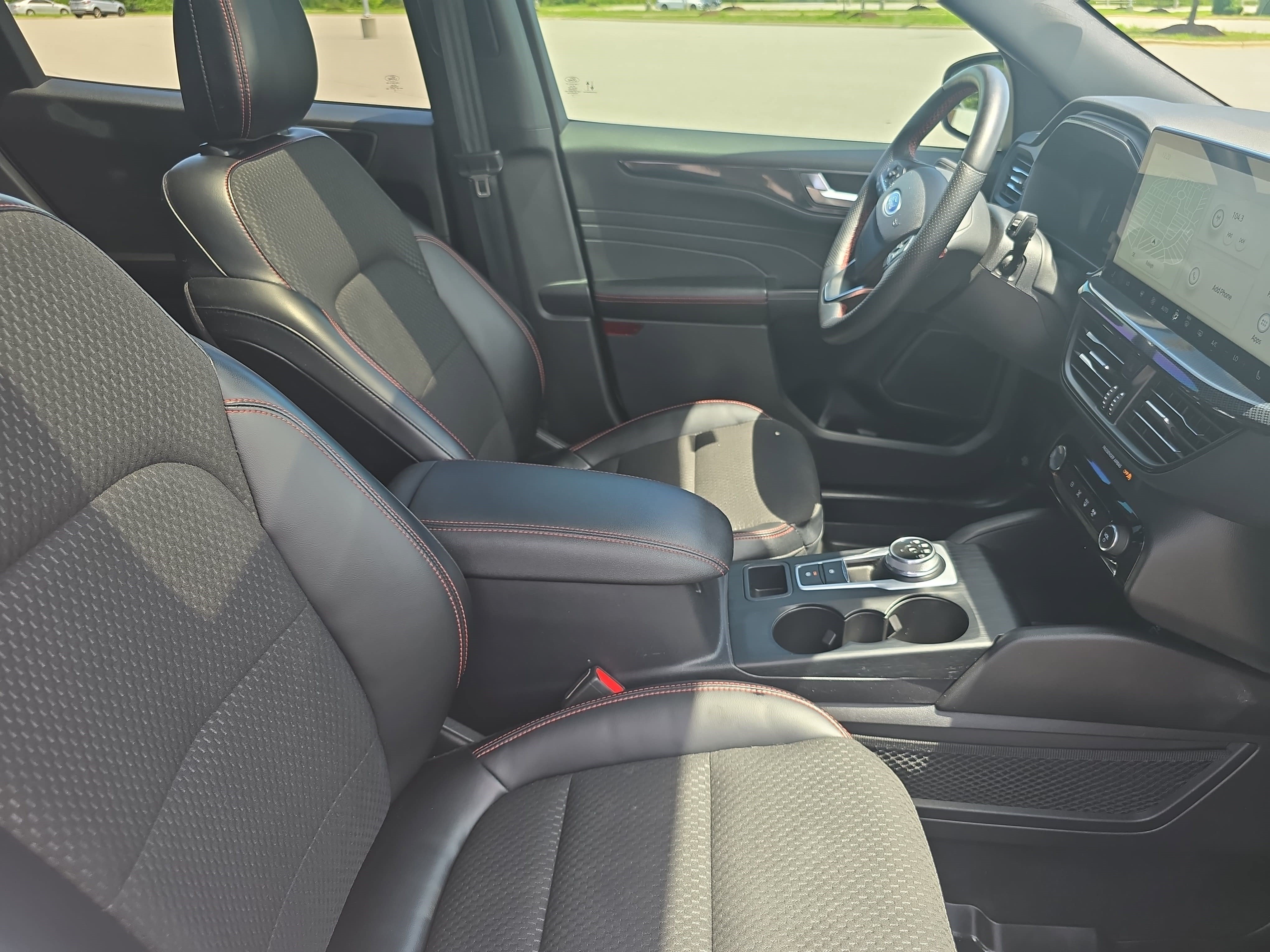 Used 2023 Ford Escape ST-Line Select w/ Tech Pack #1 AWD/4WD image 10