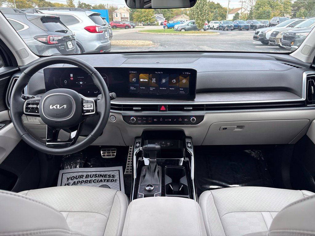 Used 2024 Kia Sorento SX AWD/4WD image 14