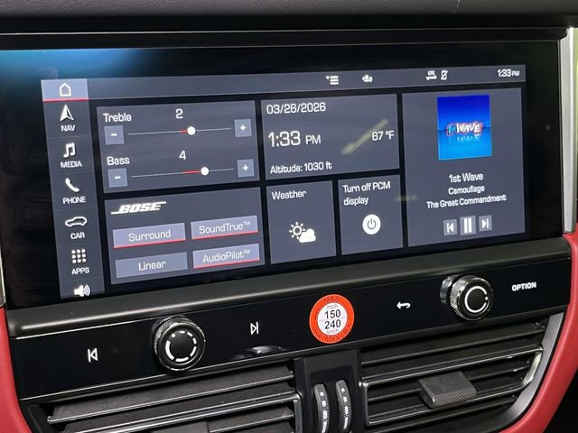 Certified 2025 Porsche Macan image 28