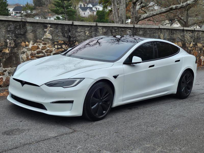 Used 2022 Tesla Model S AWD image 12