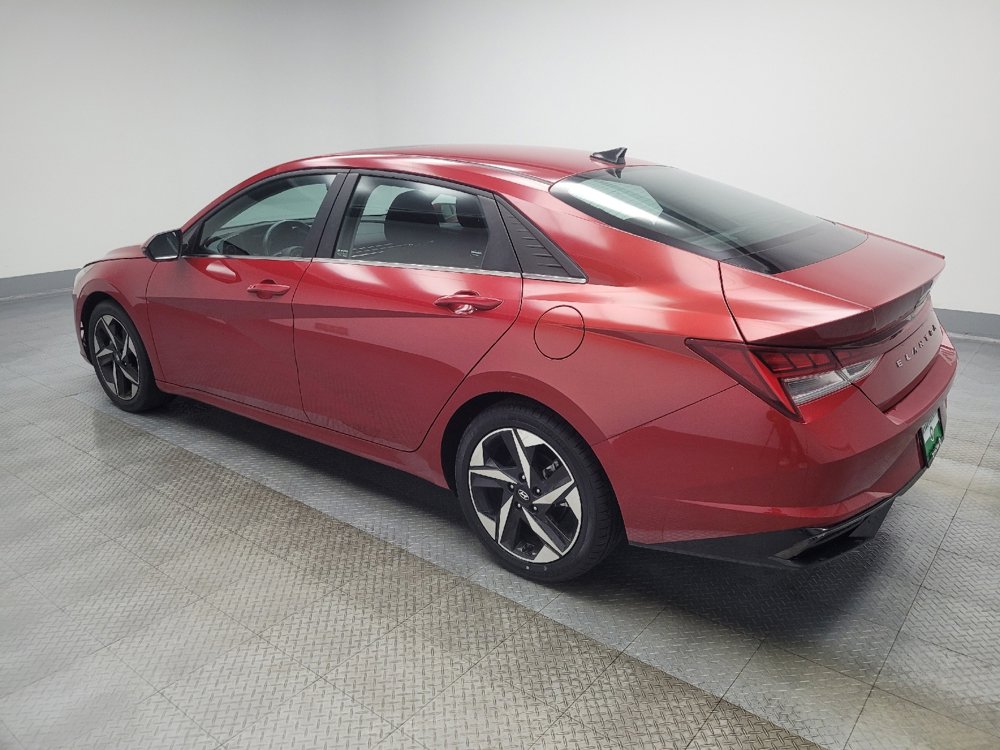 Used 2022 Hyundai Elantra SEL w/ Convenience + Premium Package image 3
