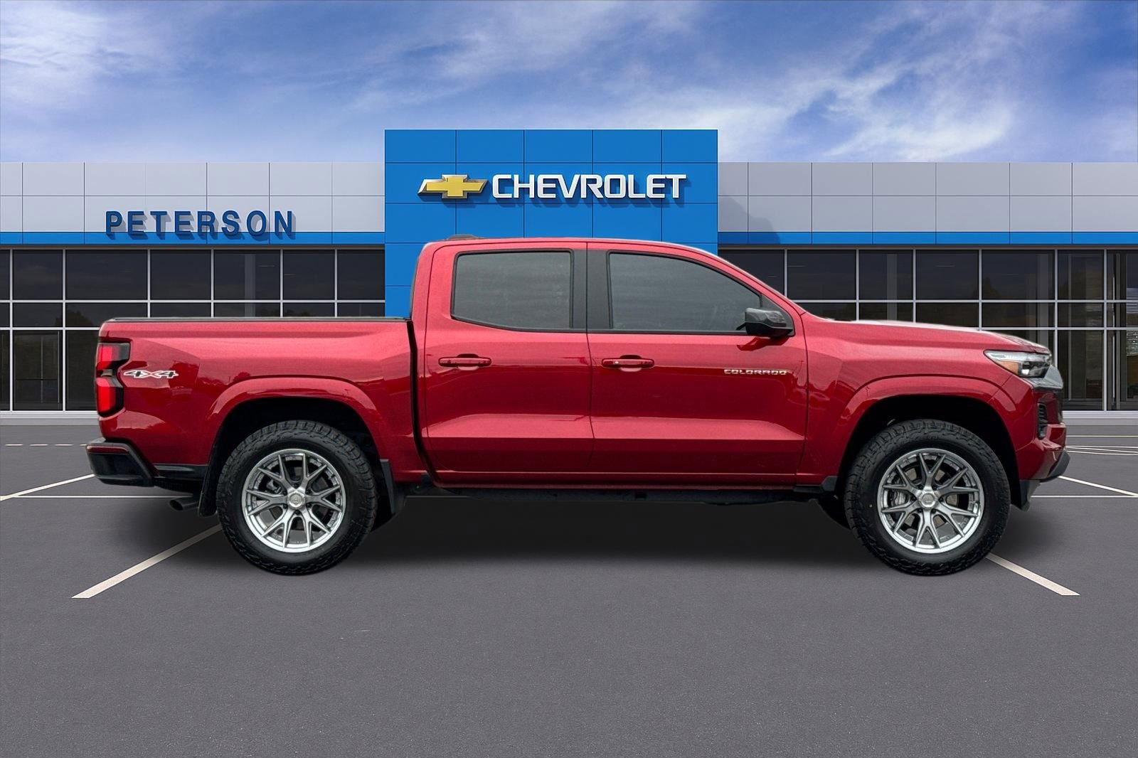 Used 2024 Chevrolet Colorado LT w/ LT Convenience Package III image 3