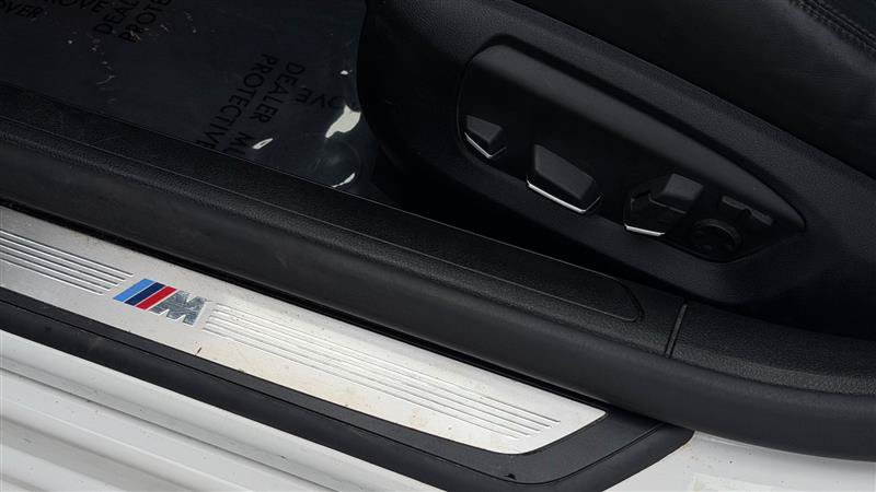 Used 2014 BMW 750Li RWD image 23