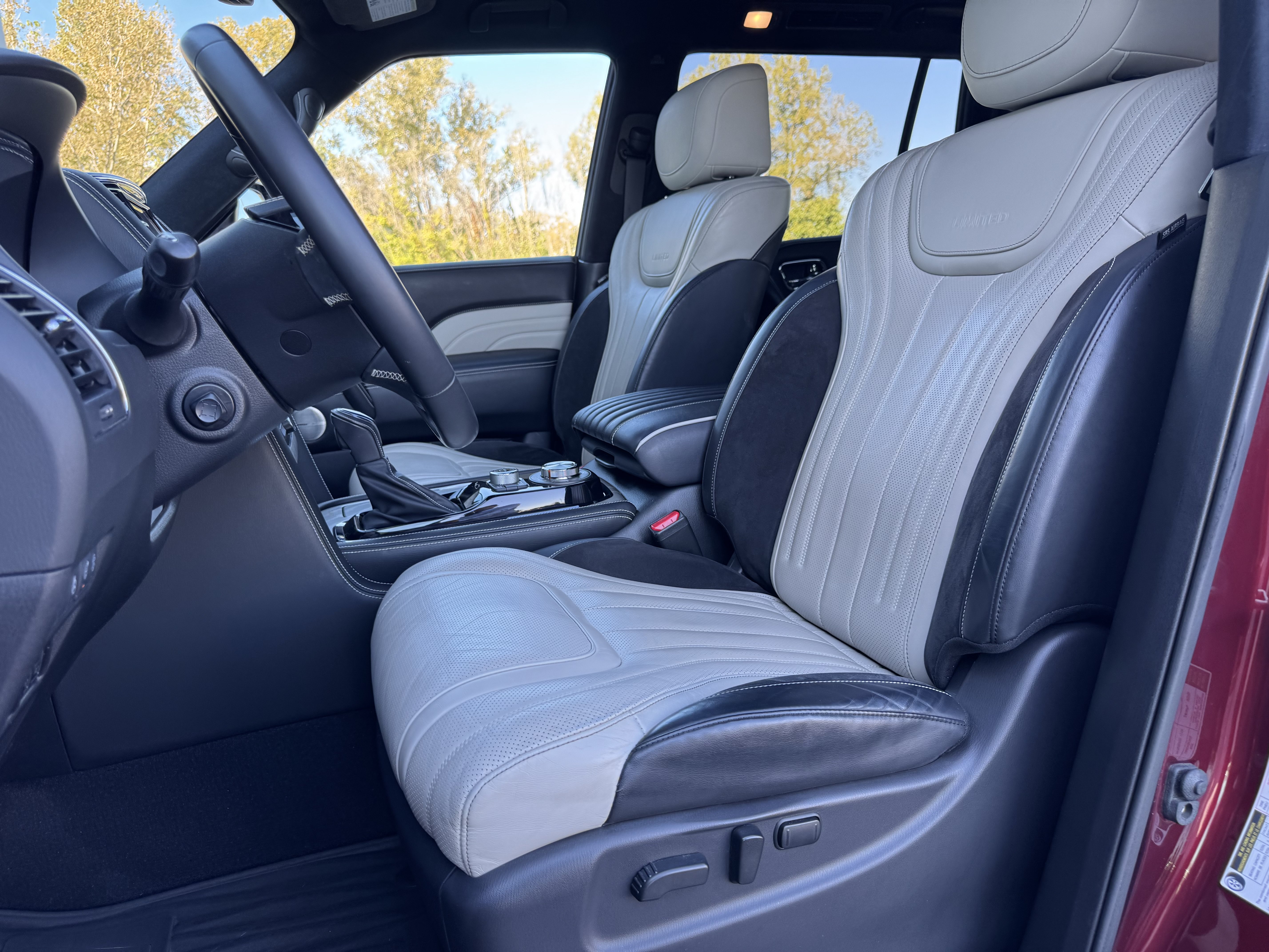 Used 2020 INFINITI QX80 Limited w/ All-Season Package AWD/4WD image 14