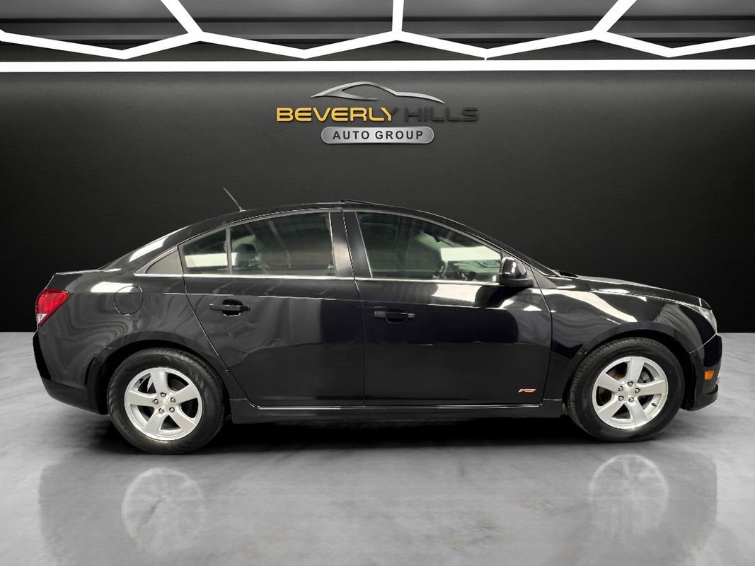 Used 2013 Chevrolet Cruze LT w/ All-Star Edition image 6