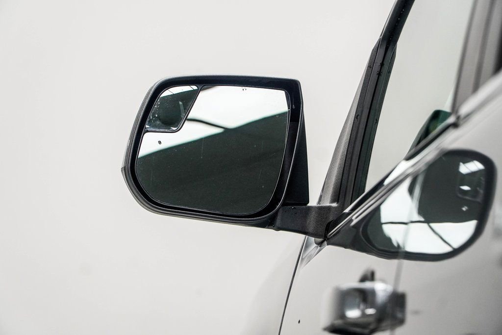 Used 2019 Chevrolet Colorado LT image 14