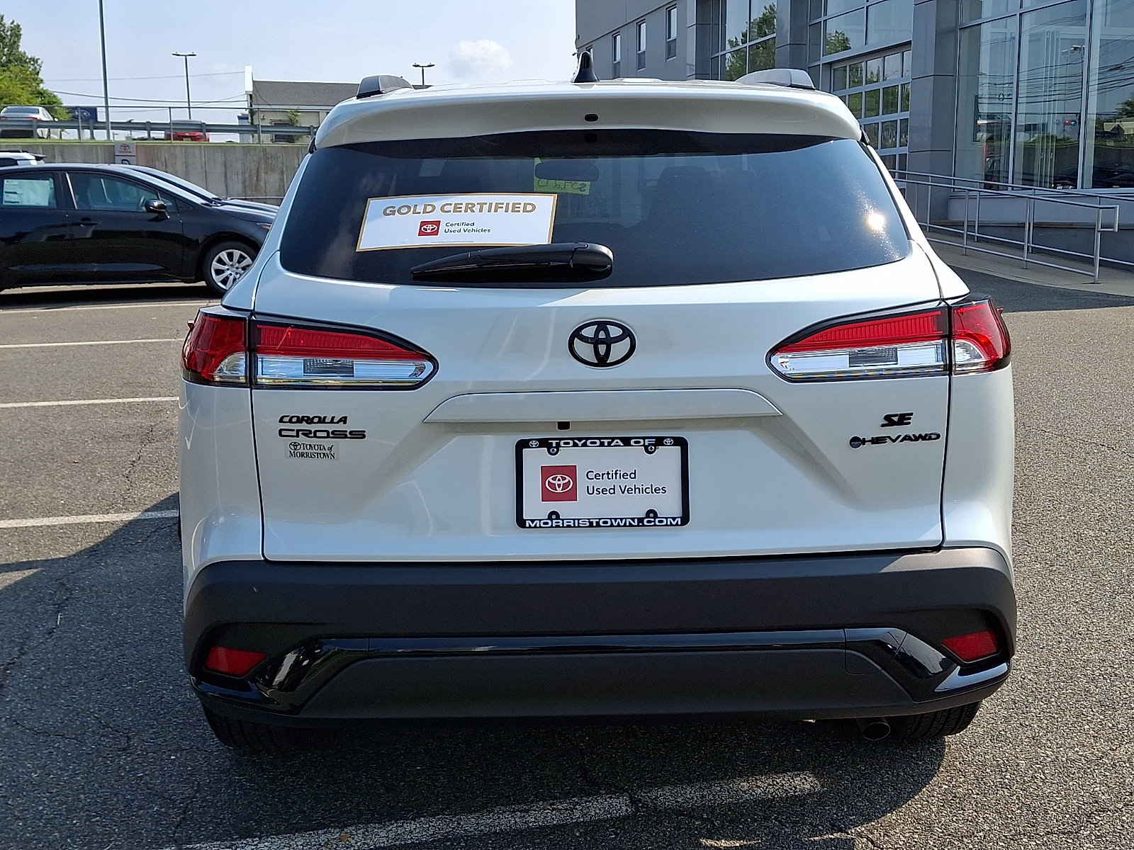 Certified 2025 Toyota Corolla Cross AWD Hybrid w/ Moonroof Package image 5