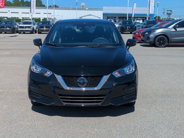 Used 2021 Nissan Versa SV FWD image 8