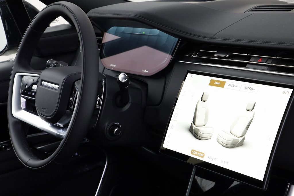 New 2025 Land Rover Range Rover Long Wheelbase SE image 22