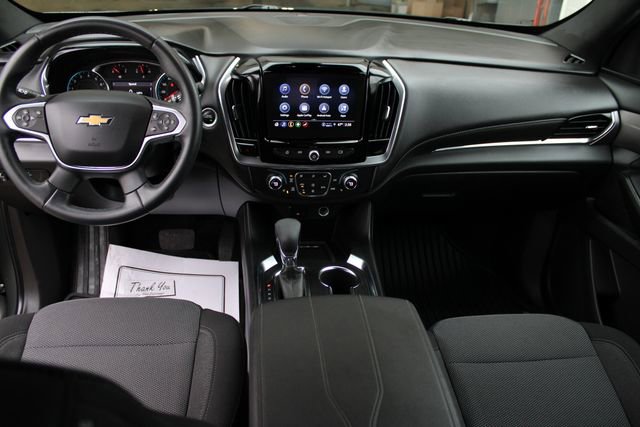 Used 2023 Chevrolet Traverse LT image 26
