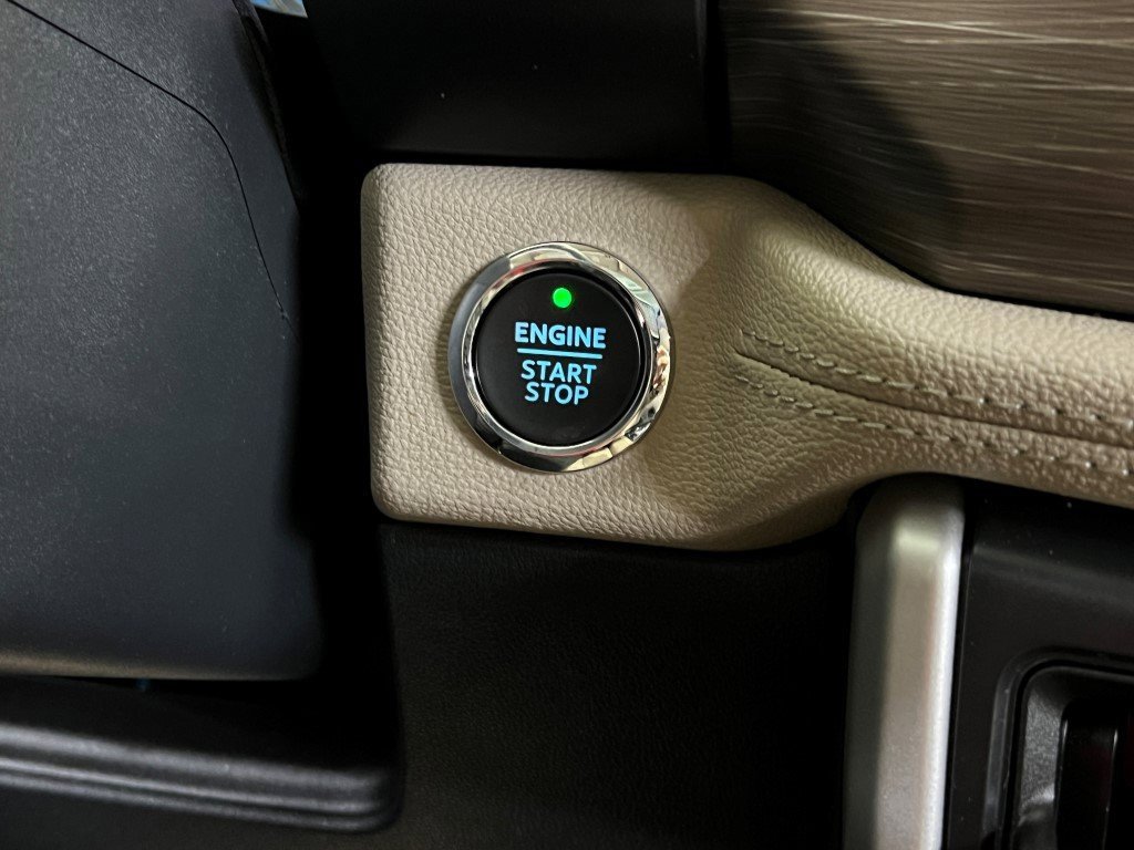 Used 2022 Ford Expedition Max Limited image 39