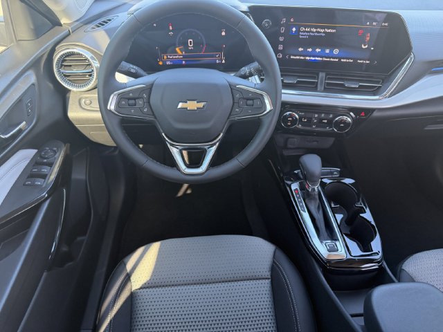 New 2026 Chevrolet Trax LT w/ Sunroof Package FWD image 27