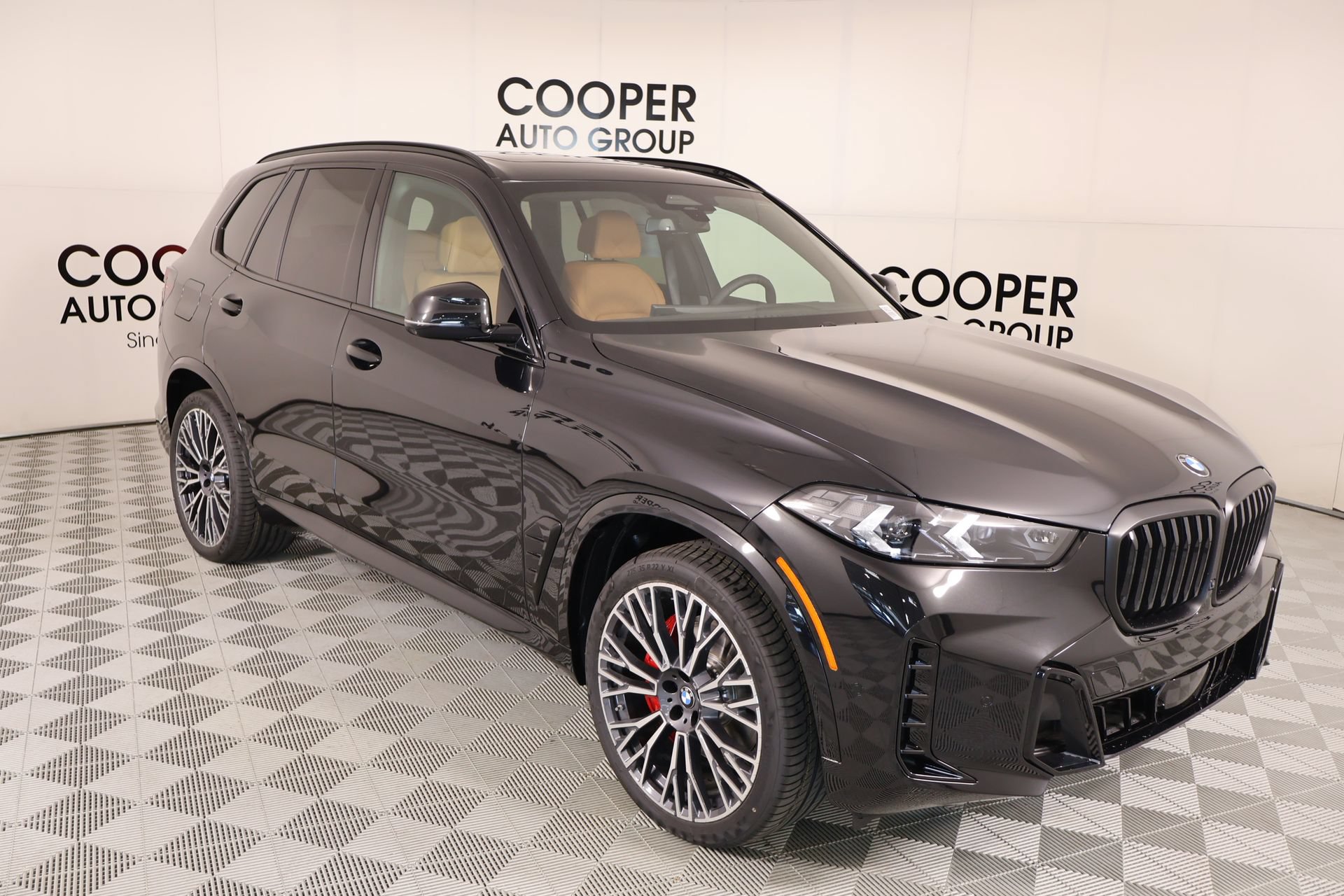 New 2026 BMW X5 xDrive40i w/ M Sport Package