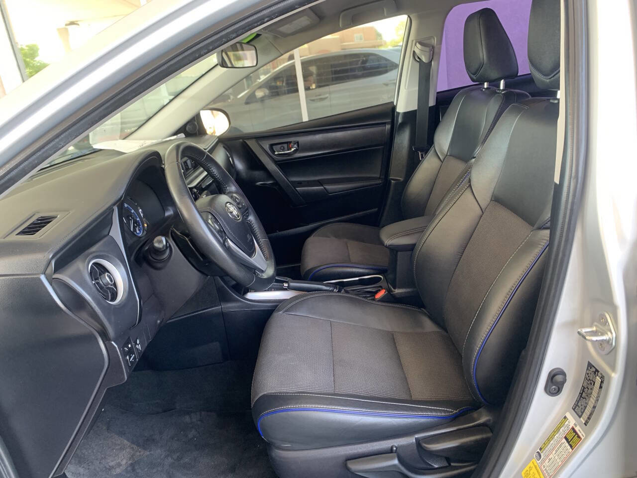Used 2019 Toyota Corolla SE FWD image 6