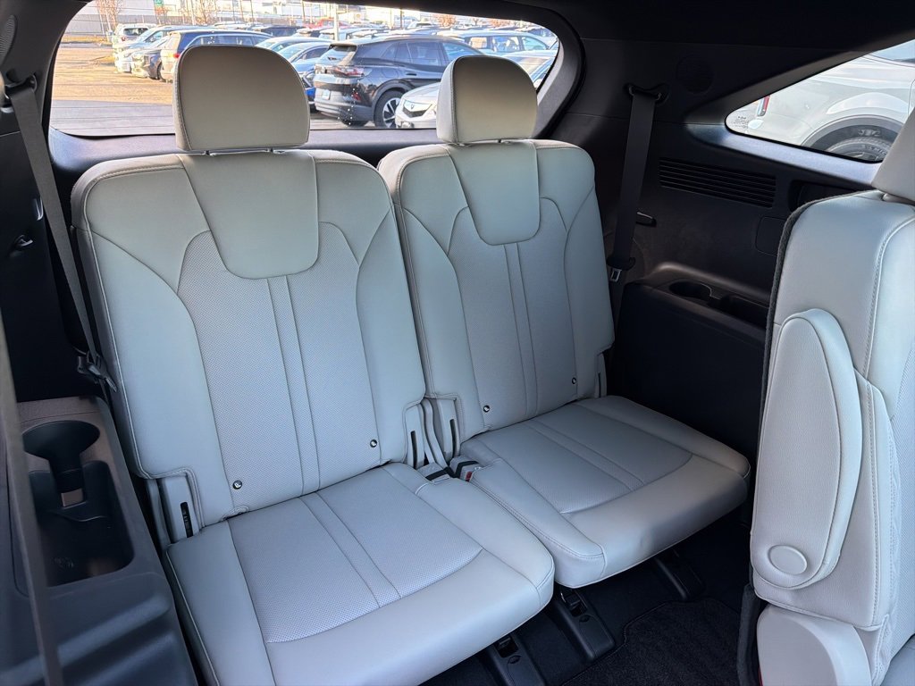 Used 2025 Kia Sorento SX Prestige image 18