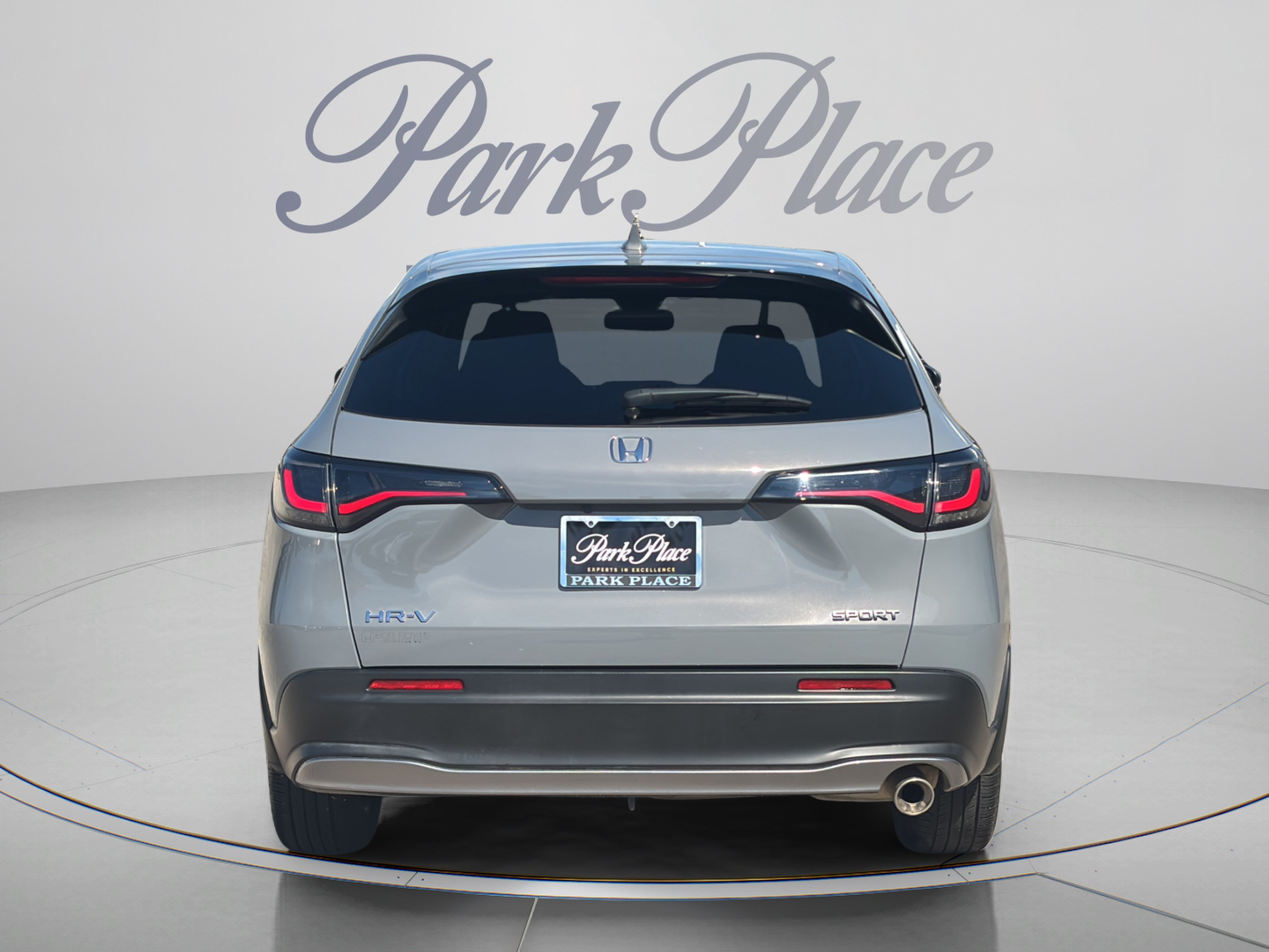Used 2025 Honda HR-V Sport image 4