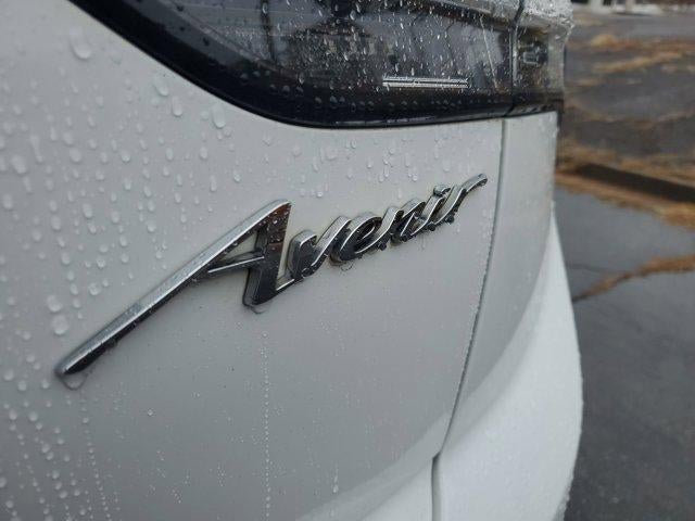 Used 2022 Buick Envision Avenir w/ Technology Package II image 6