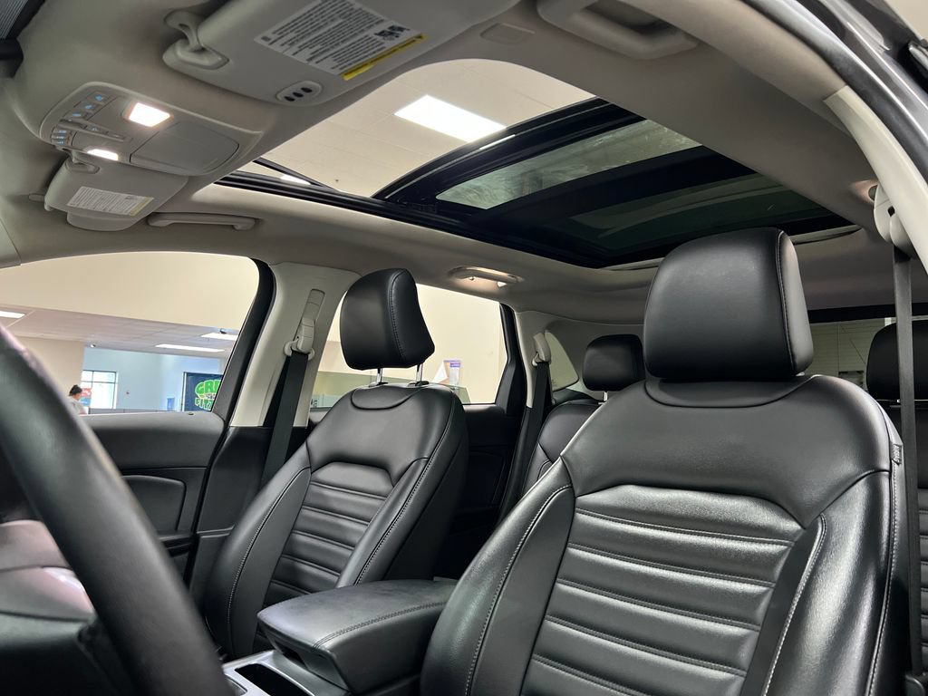 Used 2022 Ford Edge SEL w/ Convenience Package AWD/4WD image 23