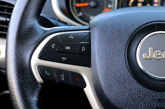 Used 2015 Jeep Cherokee Sport image 14