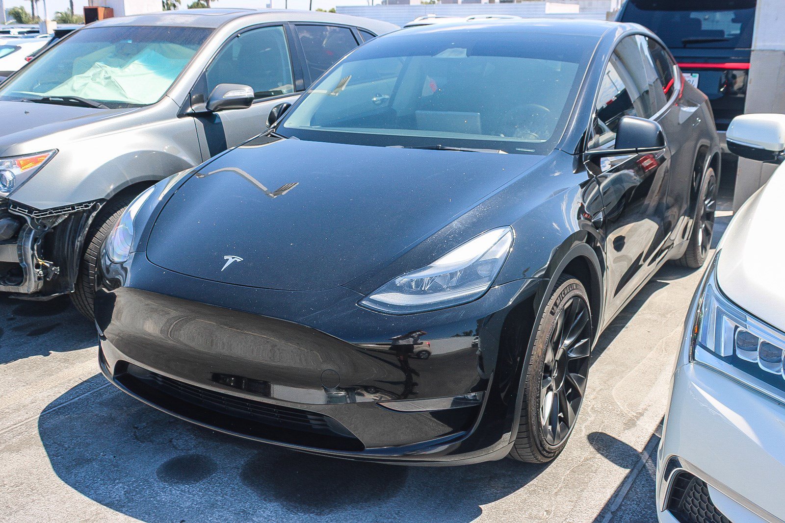 Used 2023 Tesla Model Y Long Range AWD/4WD image 5