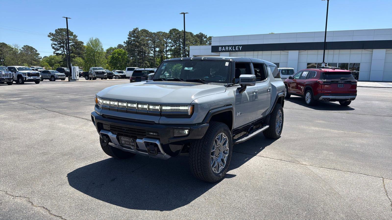 New 2025 GMC Hummer EV 3X image 3