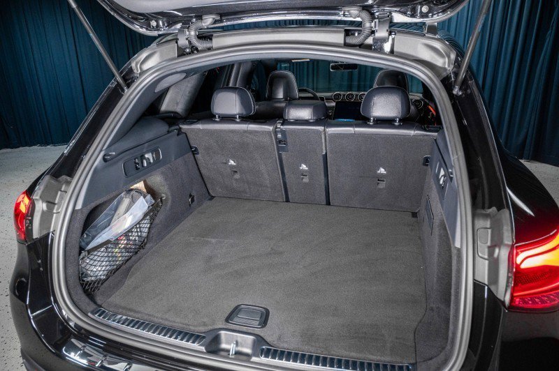 Certified 2026 Mercedes-Benz GLC 43 AMG 4MATIC image 6