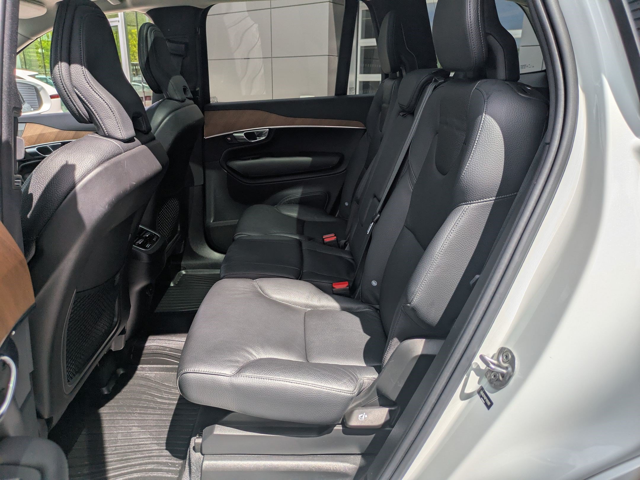 Used 2023 Volvo XC90 B6 Plus w/ Protection Package Premier AWD/4WD image 27