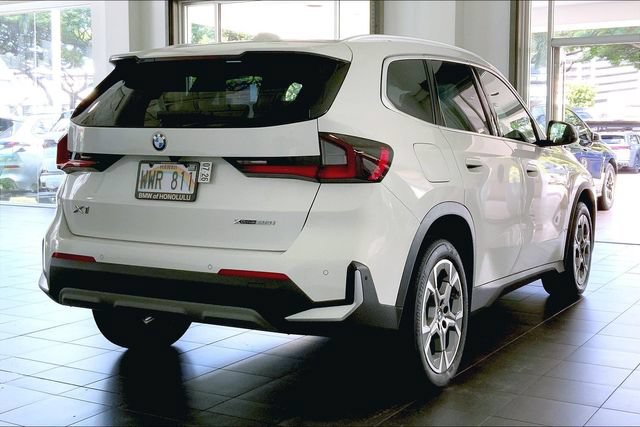 Certified 2023 BMW X1 xDrive28i AWD/4WD image 6
