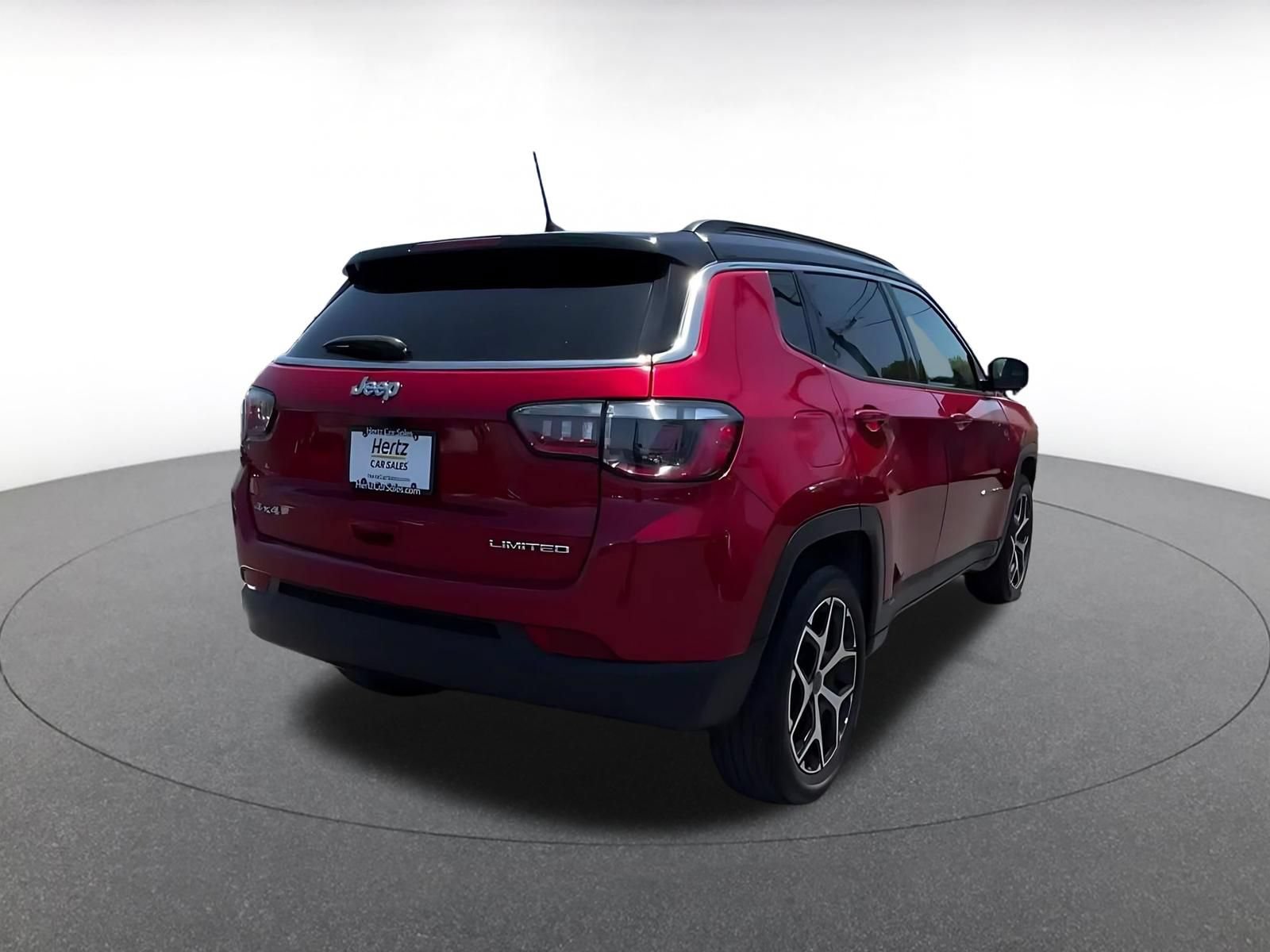 Used 2025 Jeep Compass Limited AWD/4WD image 15