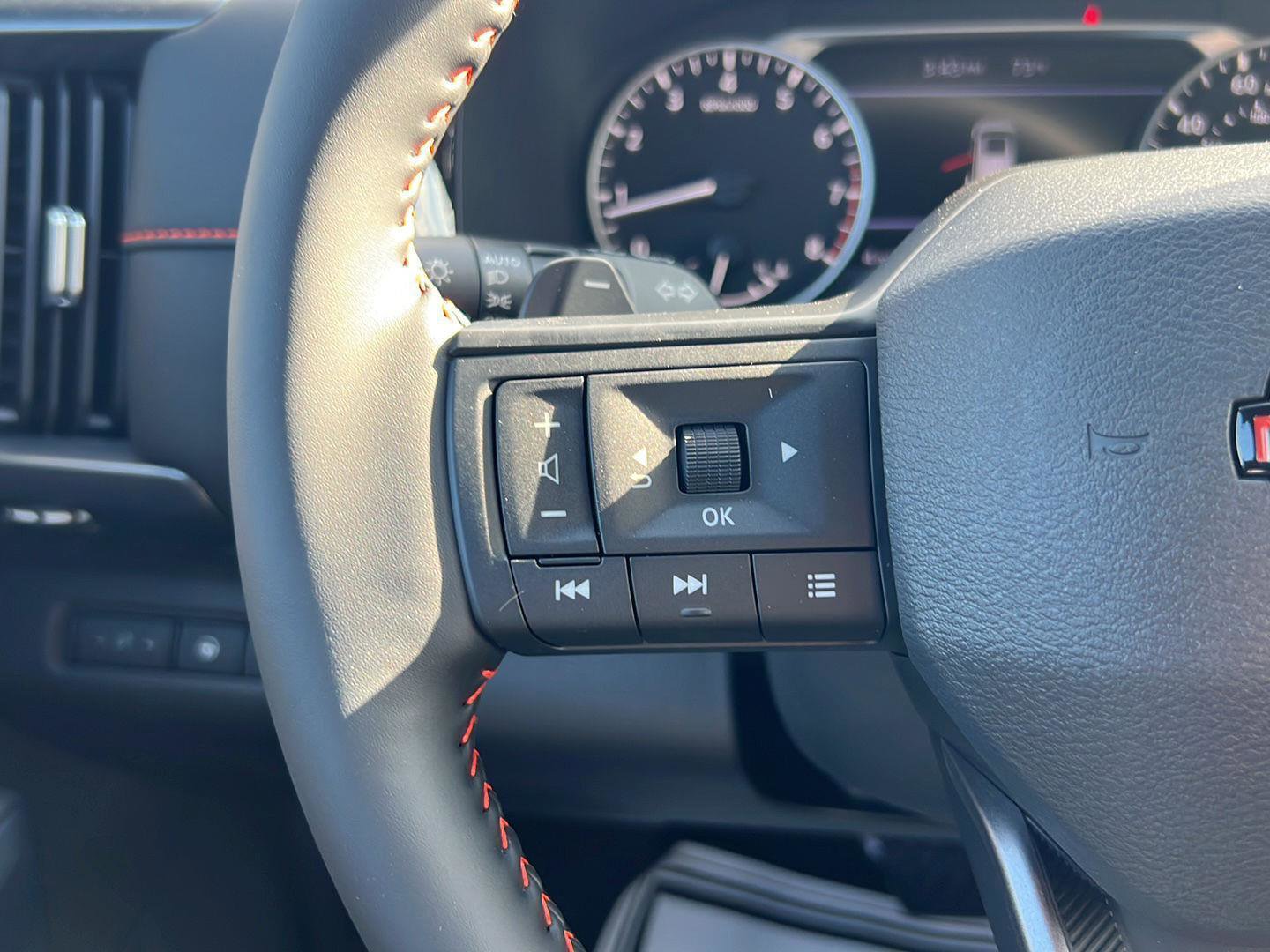 New 2026 Nissan Pathfinder Rock Creek w/ Rock Creek Premium Package AWD/4WD image 19